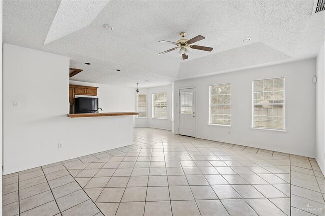 Building Photo - 12 Emory Ave