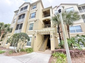 Building Photo - Orlando - 2 Bedroom, 2 Bathroom -  $1,750.00