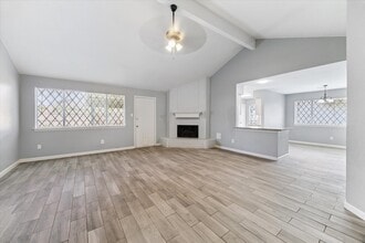 Building Photo - 7235 Gallant Glen Ln