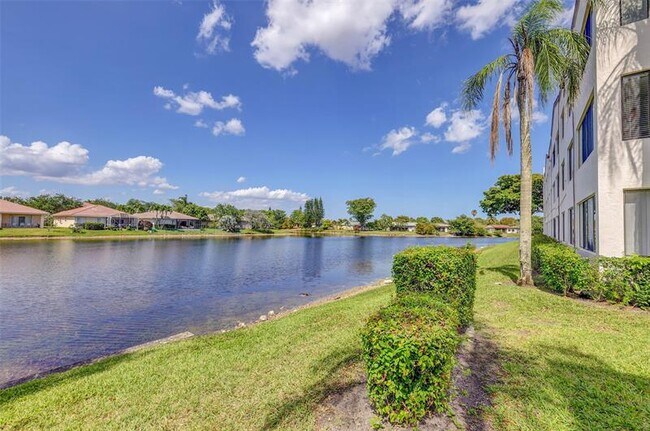 Building Photo - 9633 N Belfort Cir