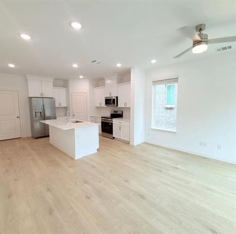 Building Photo - 5328 Springlake Pkwy