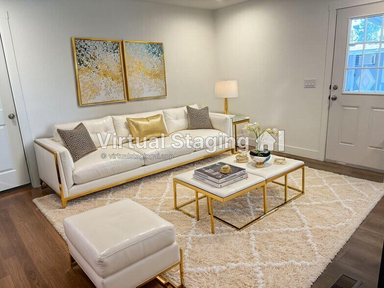 Building Photo - 2060 N Center St