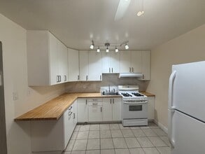 Building Photo - 114 Carolina St