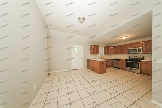 Building Photo - 3417 Shona Way