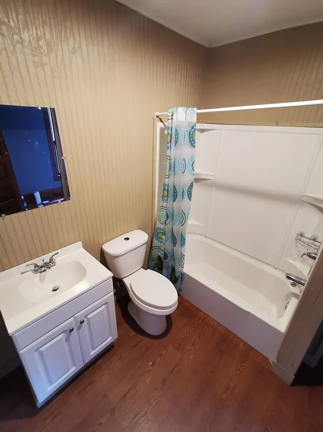 Building Photo - 2138 9th Ave