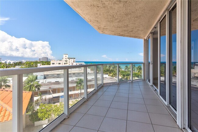 Building Photo - 7330 Ocean Terrace