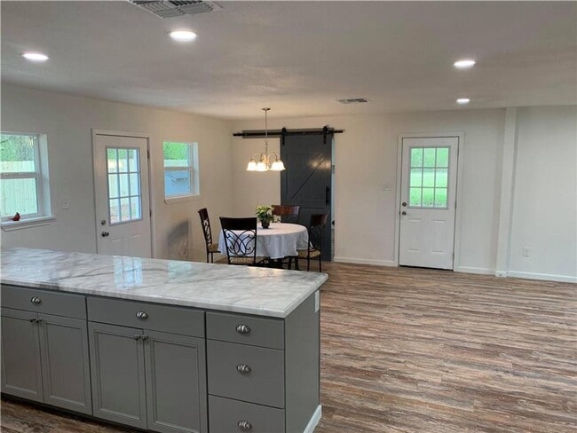 Building Photo - Rental Property