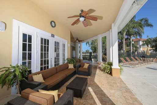 Tanning deck - 1000 Villagio Cir