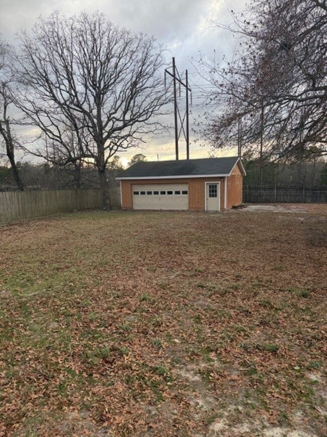 Building Photo - 3 Bed/2 Bath Home in Goldsboro