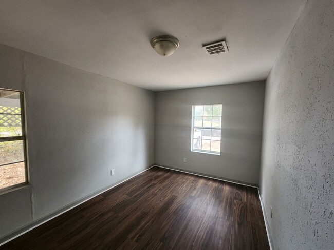 Bedroom 3 - 1830 Earl St