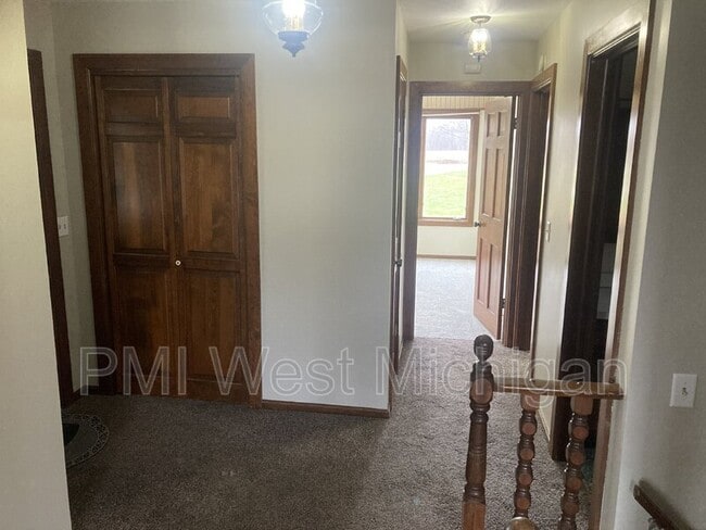 Building Photo - 1275 104th St SW