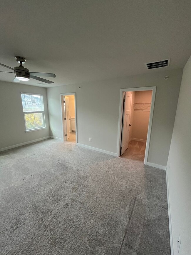 Building Photo - 312 Frances Ln