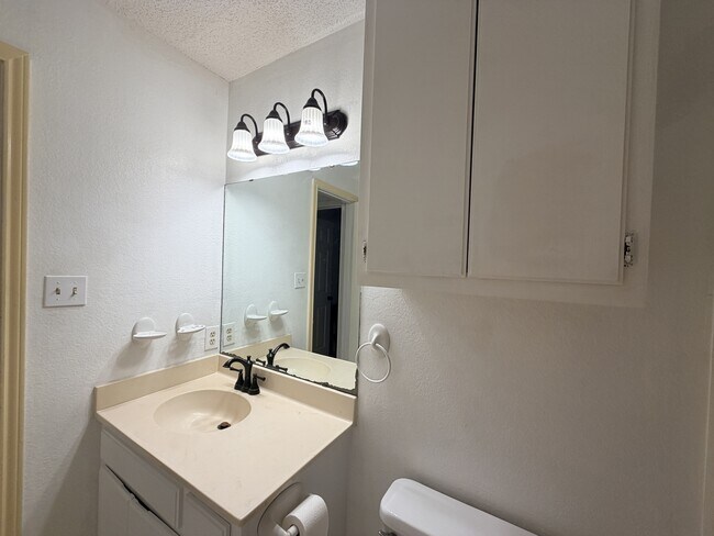 Building Photo - 7126 Fort Collins Dr