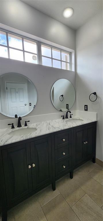 Building Photo - 41 Barbera Ln