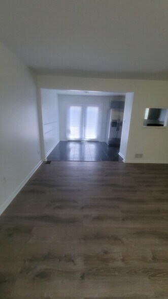 Building Photo - 7006 Coolridge Dr