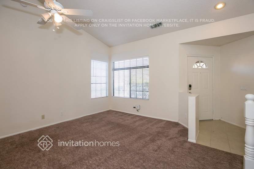 Building Photo - 43301 32nd St W