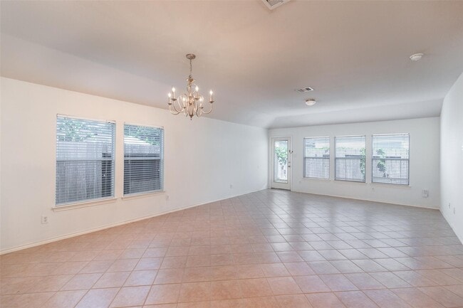 Building Photo - 11712 Logan Ridge Dr