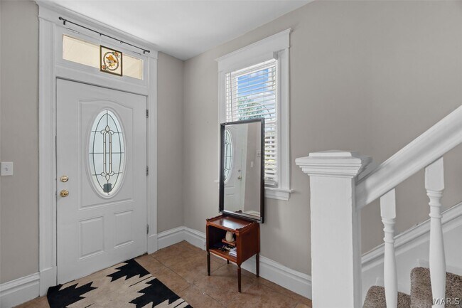 Building Photo - 4147 Beethoven Ave