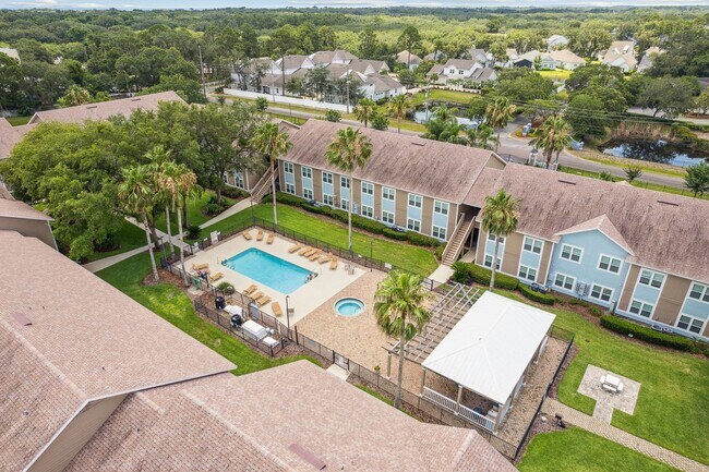 Building Photo - Coastal Condo Living in Gated Fernandina B...