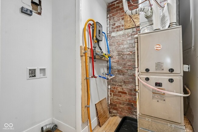 Building Photo - 3847 Hoyt Ave