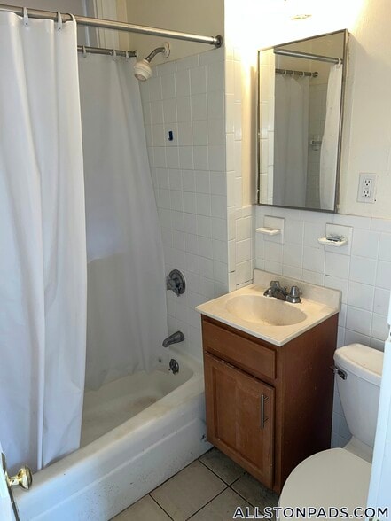 Building Photo - 1152 Commonwealth Ave