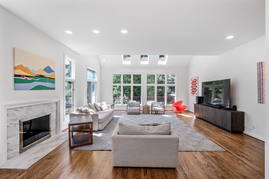 Family Room - 7624 Wheatcroft Ct
