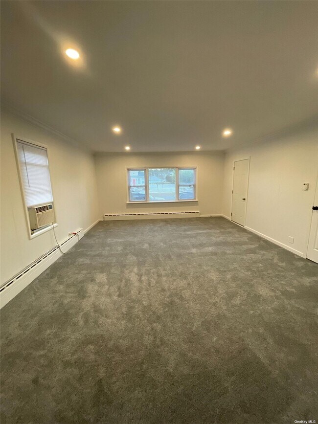 703 S Broadway 703 S Broadway Lindenhurst NY 11757 Apartment Finder