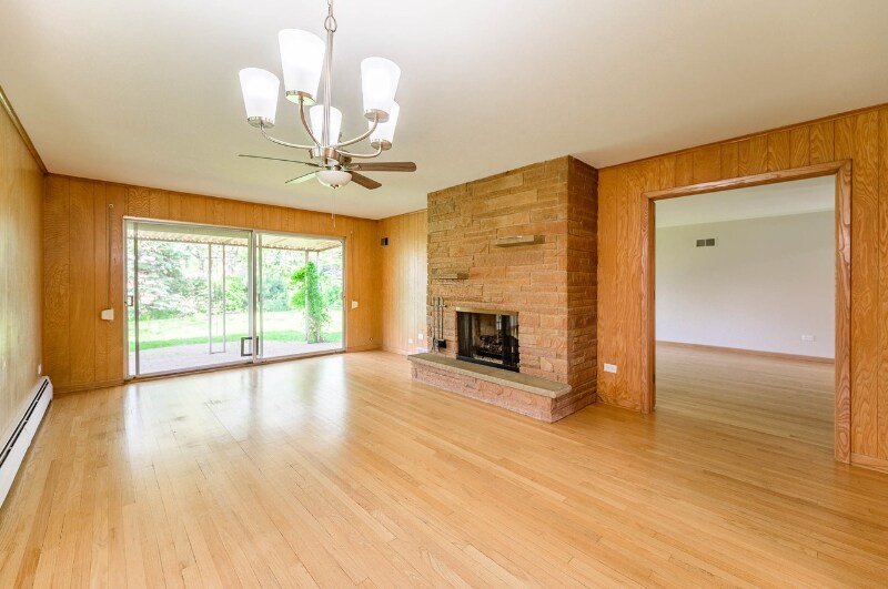 Building Photo - 2144 Parkside Dr