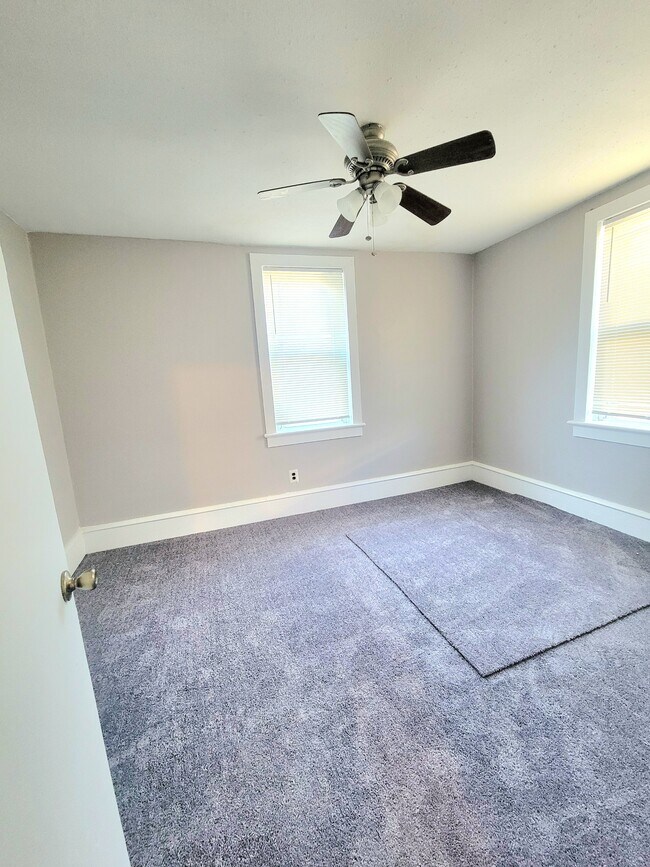 Building Photo - 602 Powell St