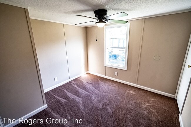 Building Photo - 3 br, 2 bath House - 12 Country Ln