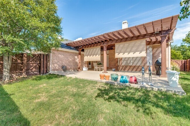 Building Photo - 928 Hidden Hollow Ct