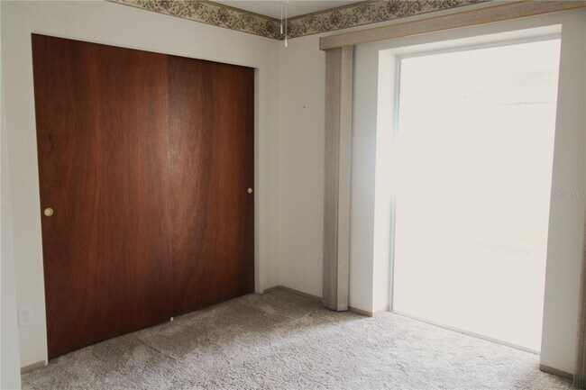 Building Photo - 4135 Deerfield Dr