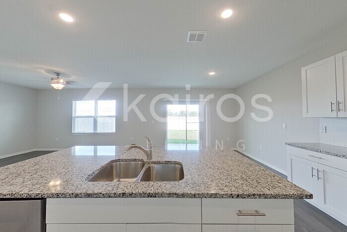 Building Photo - 32133 Katelin Cir