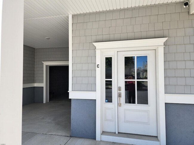 Building Photo - 7801 Atlantic Ave