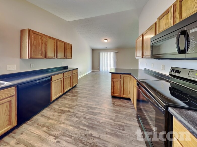 Building Photo - 12758 Sovereign Ln