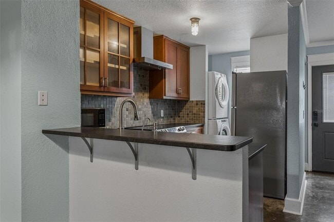 Building Photo - 5720 Dalden Dr