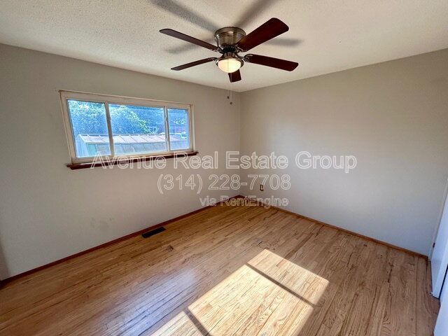 Building Photo - 5154 Ville Donna Ln