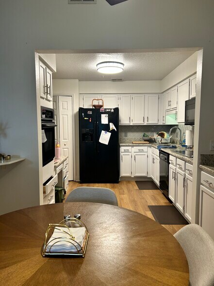 Building Photo - 5266 Whitstable Way