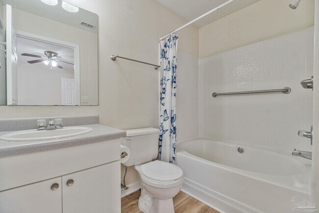 Building Photo - 2037 Marquesas Ln