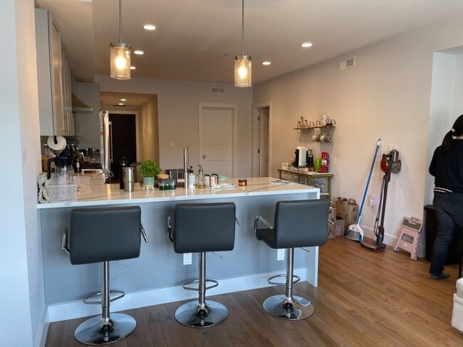 Building Photo - 50 Hichborn St