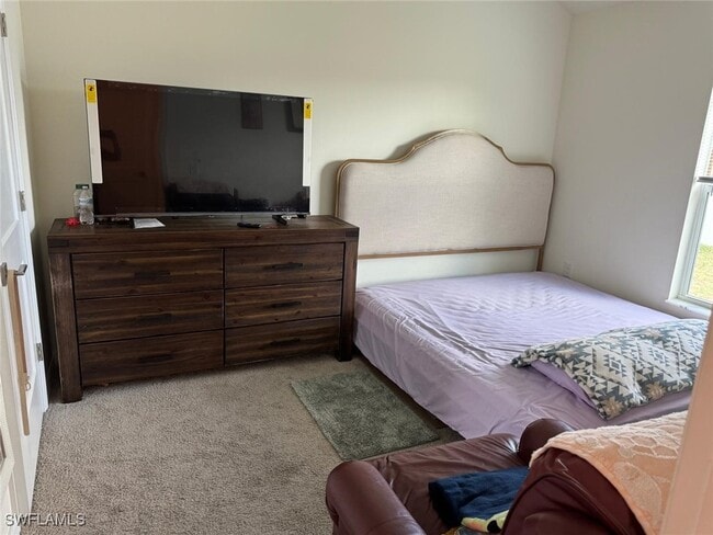 Building Photo - 2515 SW 2nd Terrace