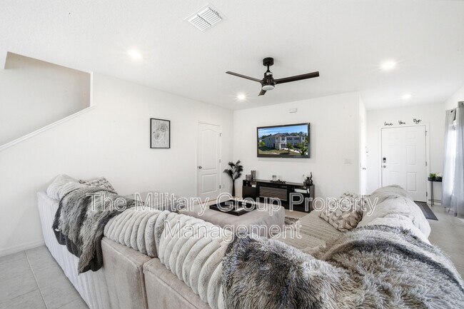 Building Photo - 3346 Penny Cove Ln