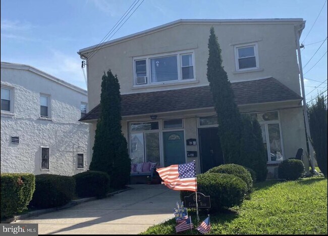 Building Photo - 672 Colwell Rd