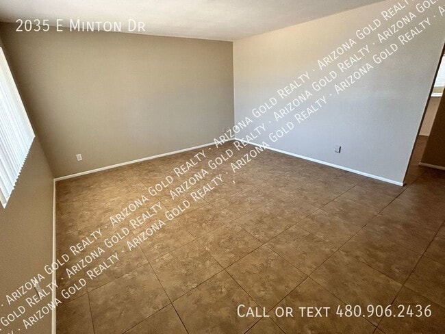 Building Photo - 2035 E Minton Dr