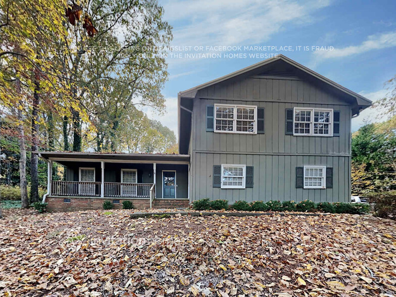 Primary Photo - 960 Hunterhill Dr
