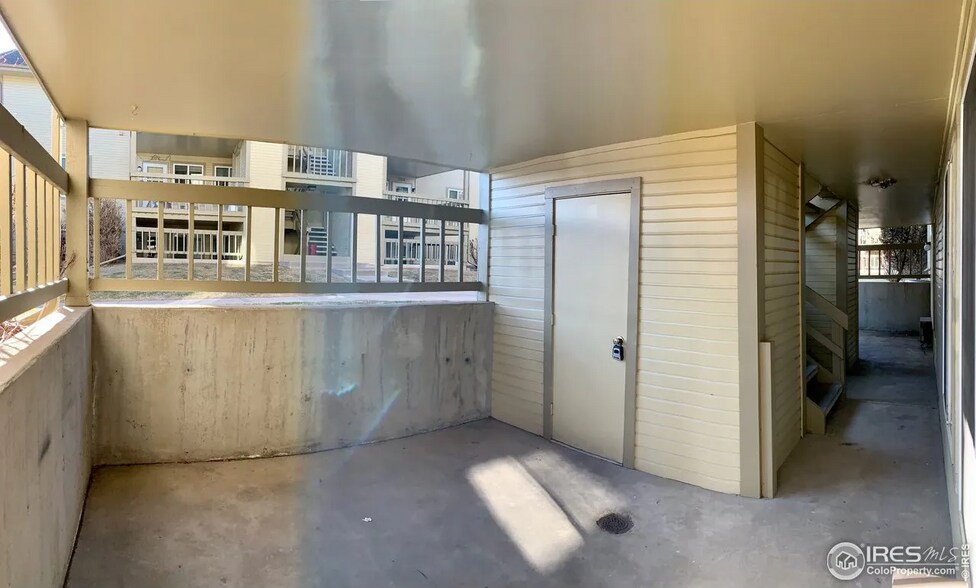 Outdoor patio/ storage - 1672 Riverside Ave