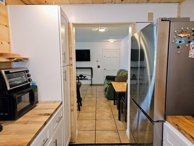 Building Photo - 3575 Gulf Blvd