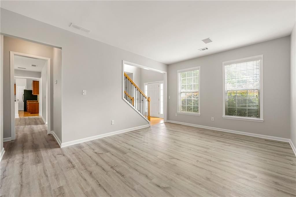 Building Photo - 28 Crystal Downs Way NE