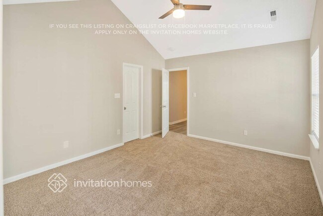 Building Photo - 11927 Brownestone View Dr