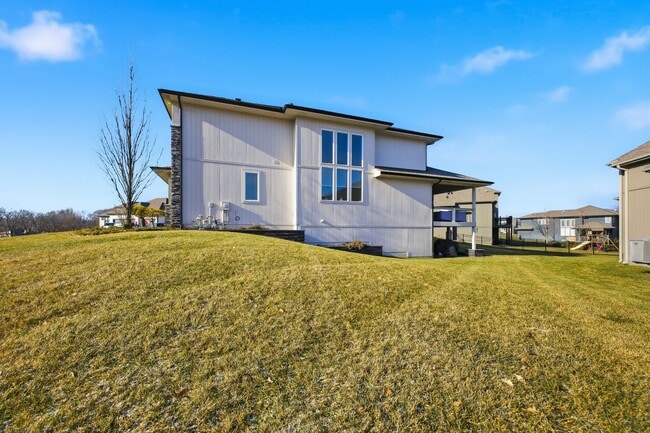 Building Photo - 4502 NW 70 Terrace